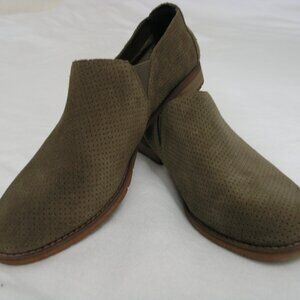 Bjorndal Gail Brown Suede Comfort Slip On Loafers Perforated Women’s Size 8.5